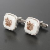 Swank & Royal Copenhagen スワンク & ロイヤルコペンハーゲン ホワイトブラウンカフスボタンを入荷