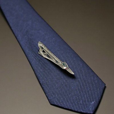 画像2: エヴァンゲリオン x SWANK カシウスの槍ネクタイピン