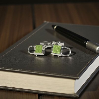 画像1: Babette Wasserman バベットワッサーマン グリーンレザー＆南京錠カフスボタン（カフリンクス）