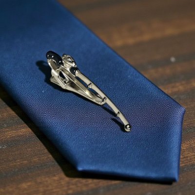 画像1: 釣竿モチーフタイピン（タイバー）