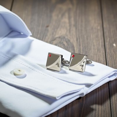 画像1: 1月の誕生石カラー　ガーネットクリスタルガラスカフスボタン