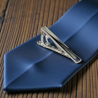 画像1: 12月の誕生石カラー　ブルージルコン.リスタルガラスカフスボタン・ネクタイピンセット