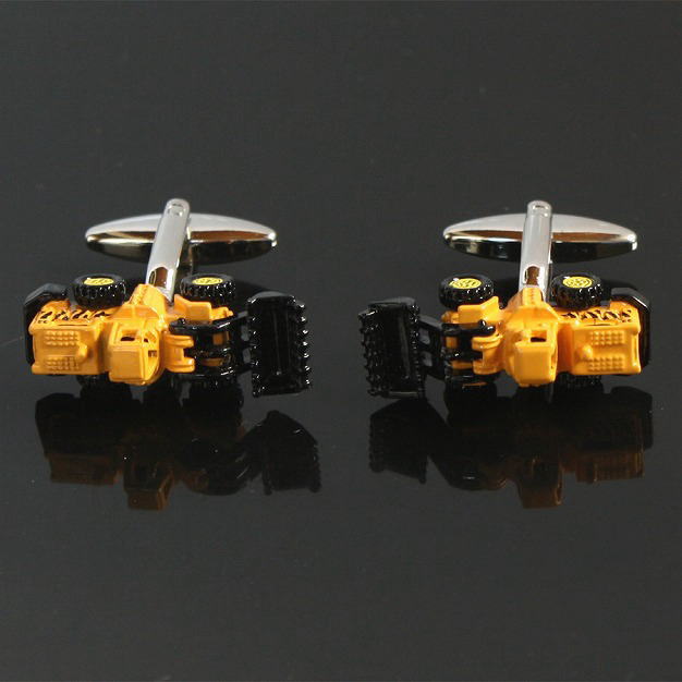 ショベルカー・カフリンクスを入荷