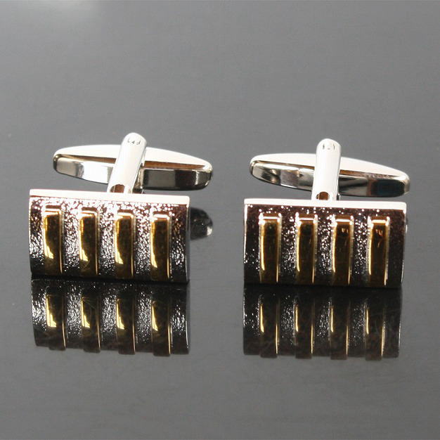 ゴールドライン・カフリンクスを入荷