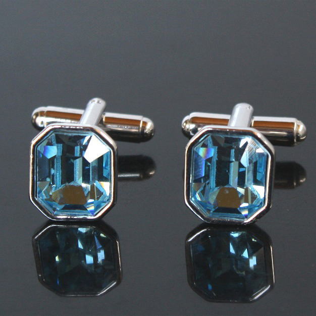 スワロフスキーアクアマリン・カフリンクスを入荷