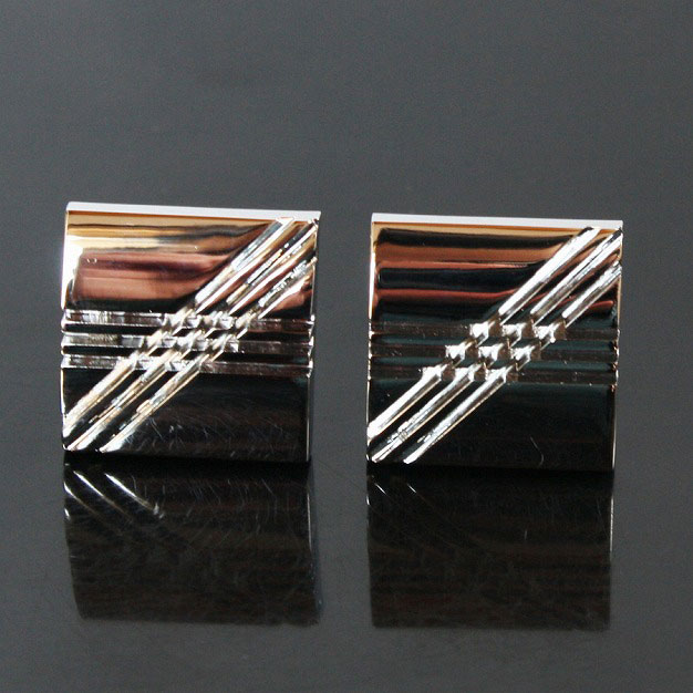 シルバーラインクロスカフリンクスを入荷