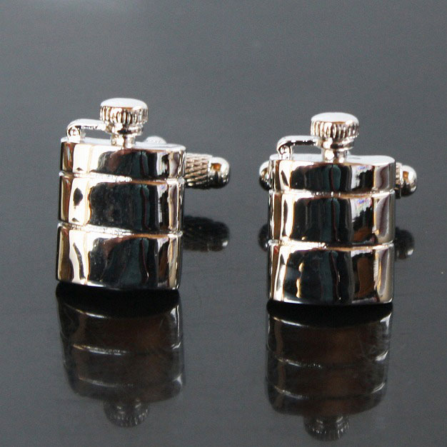 フラスコ・スキットルカフリンクスを入荷