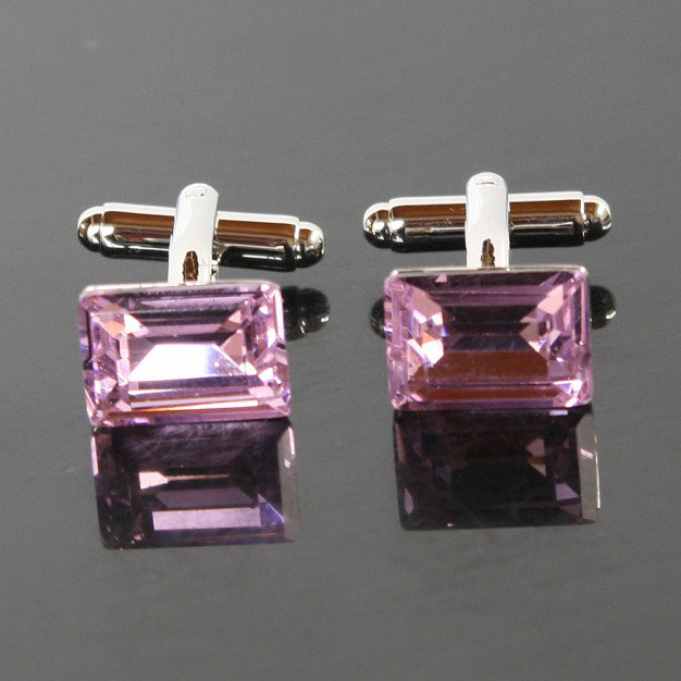 ピンクスクエアークリスタルカフリンクスを入荷