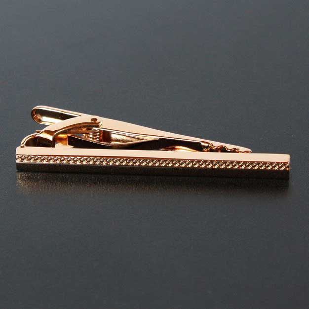 タテオシアン・ピンクゴールドネクタイピンを入荷