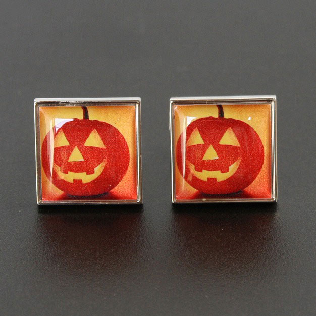 ハロウィンパンプキンカフスボタンを入荷