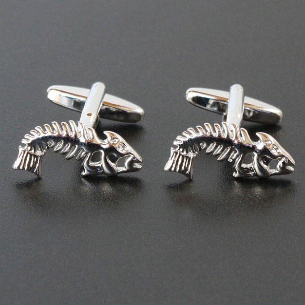 フィッシュボーンカフスボタンを入荷