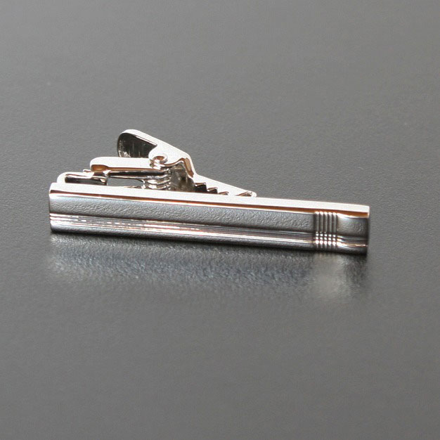 シルバーショートネクタイピンを入荷